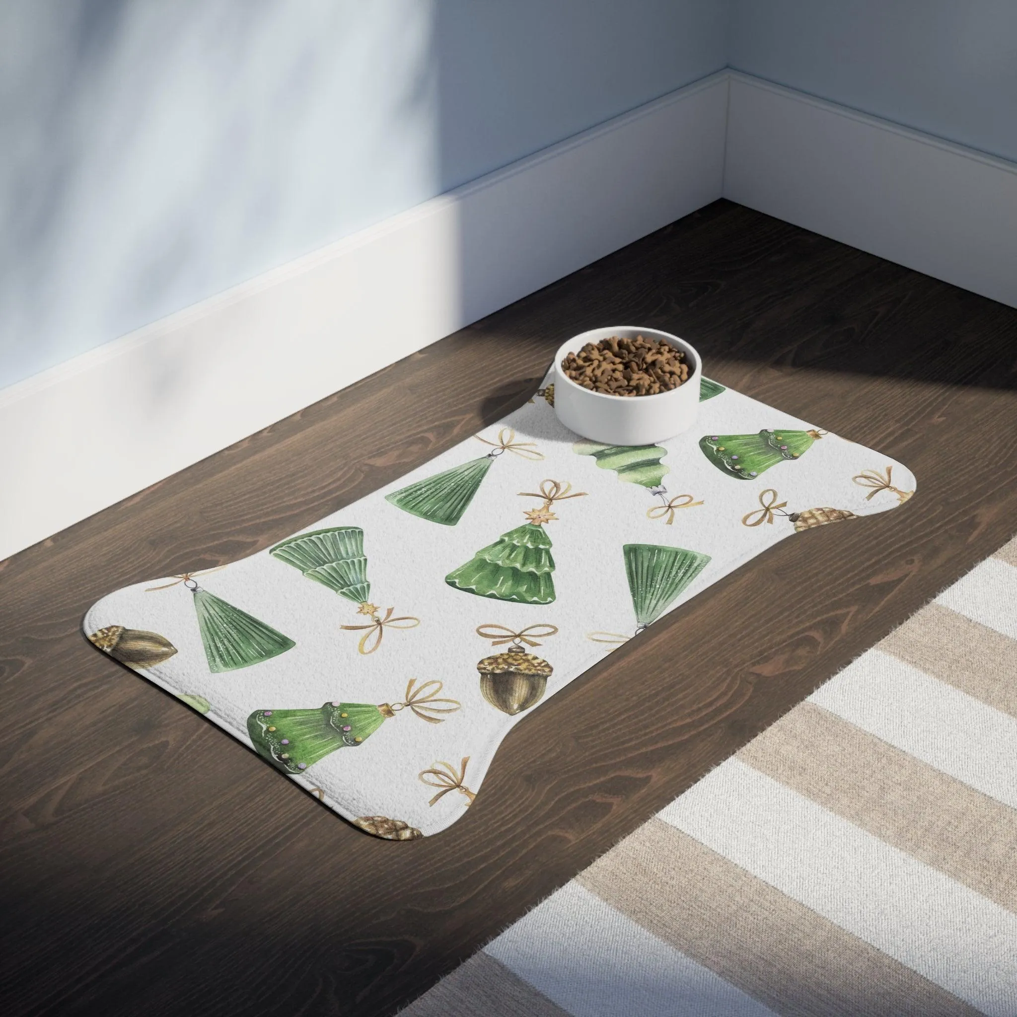 Customizable Whimsical Pet Feeding Mats - Fun Bone & Fish Designs