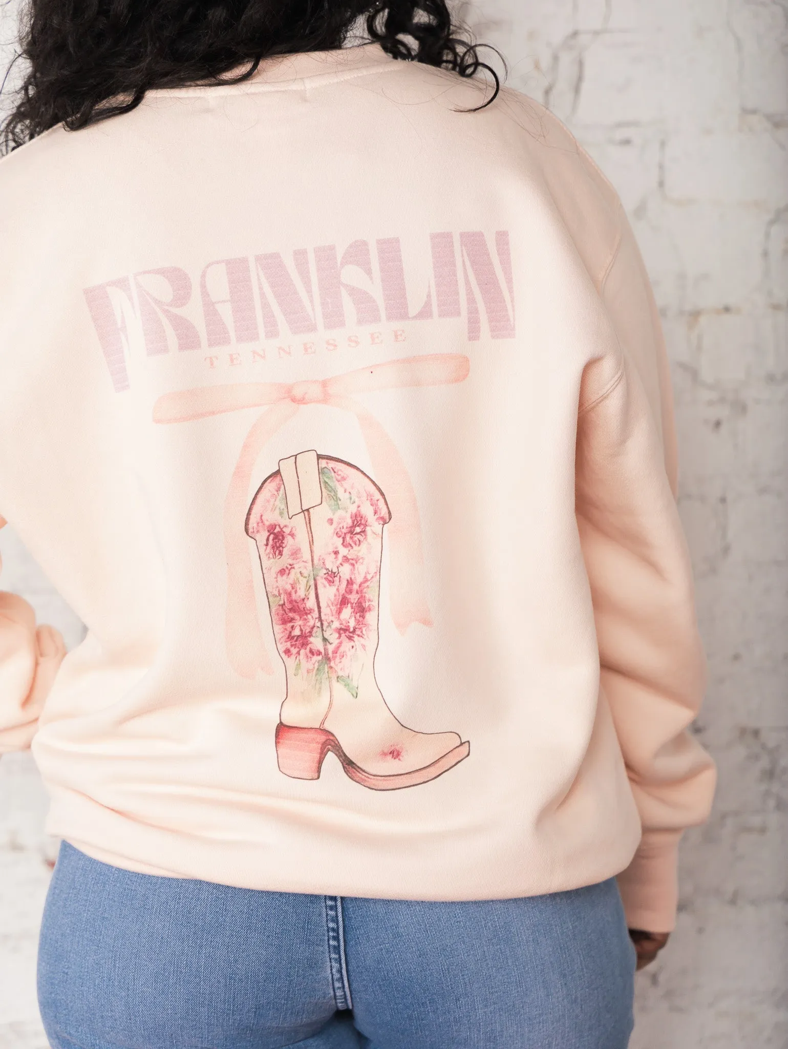 Franklin Boot & Bow Sweatshirt