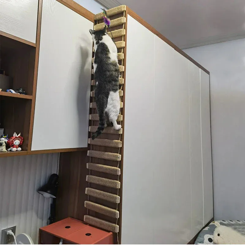 Wall-Mounted Cat Bridge with Sisal Scratching Post